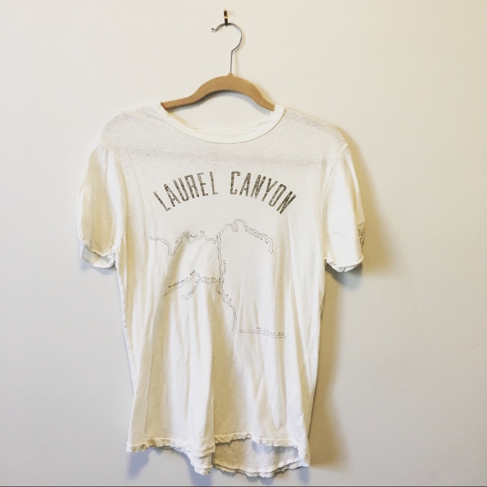 Current Elliot graphic t